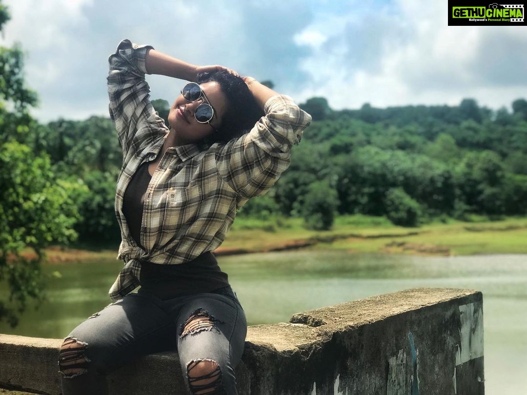 Anupama Parameswaran Instagram - 😎