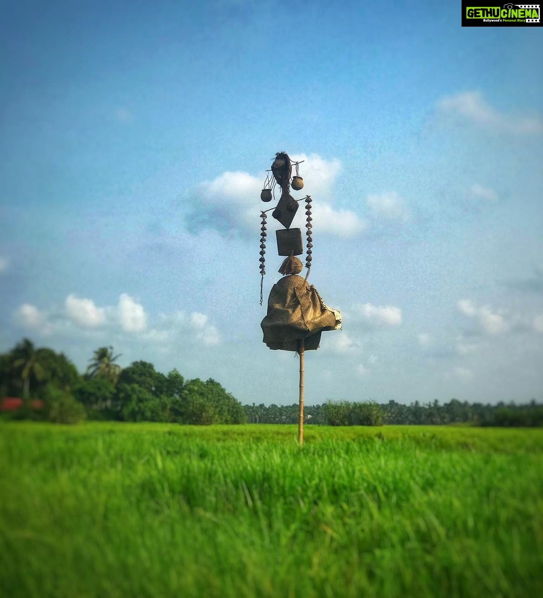 Anupama Parameswaran Instagram - The blues... the greens.....🌬