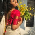 Anupama Parameswaran Instagram - Happy vishu 🤗