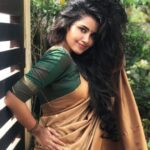 Anupama Parameswaran Instagram - And it’s damn hotttttt in Kerala 🔥