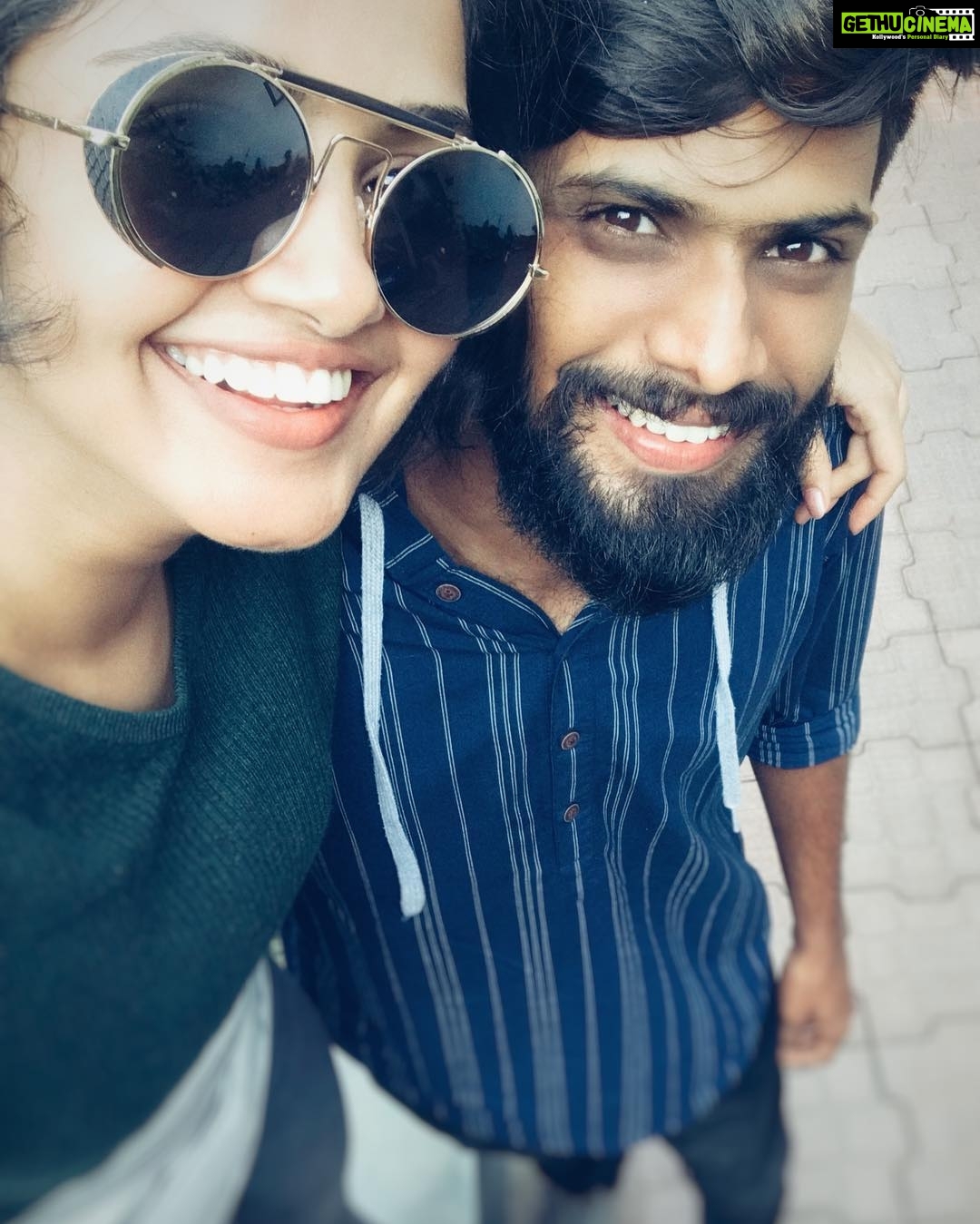 Anupama Parameswaran Instagram - Mine 😘 @akshaijoy missing u silly fellow 😒 name ur best friend below and let them know how much u miss them 🤦🏻♀️ #bff ♥️