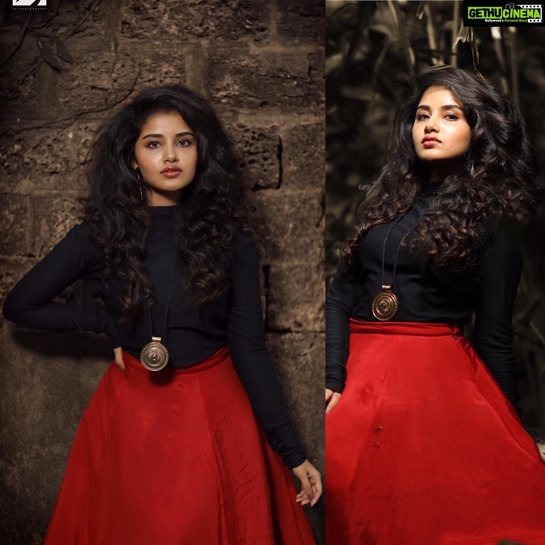 Anupama Parameswaran Instagram - Loved these 👩🏻🦱👩🏻🦱👩🏻🦱👩🏻🦱👩🏻🦱👩🏻🦱👩🏻🦱👩🏻🦱👩🏻🦱 Clicked by @saj_fotography OUtfit by @agrajain Styled by @lavanyabathina & @venkatesh_93