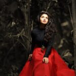 Anupama Parameswaran Instagram - 👁👁👁 Clicked by @saj_fotography Outfit By : @agrajain Styled By: @lavanyabathina & @venkatesh_93 MUA:me🙈