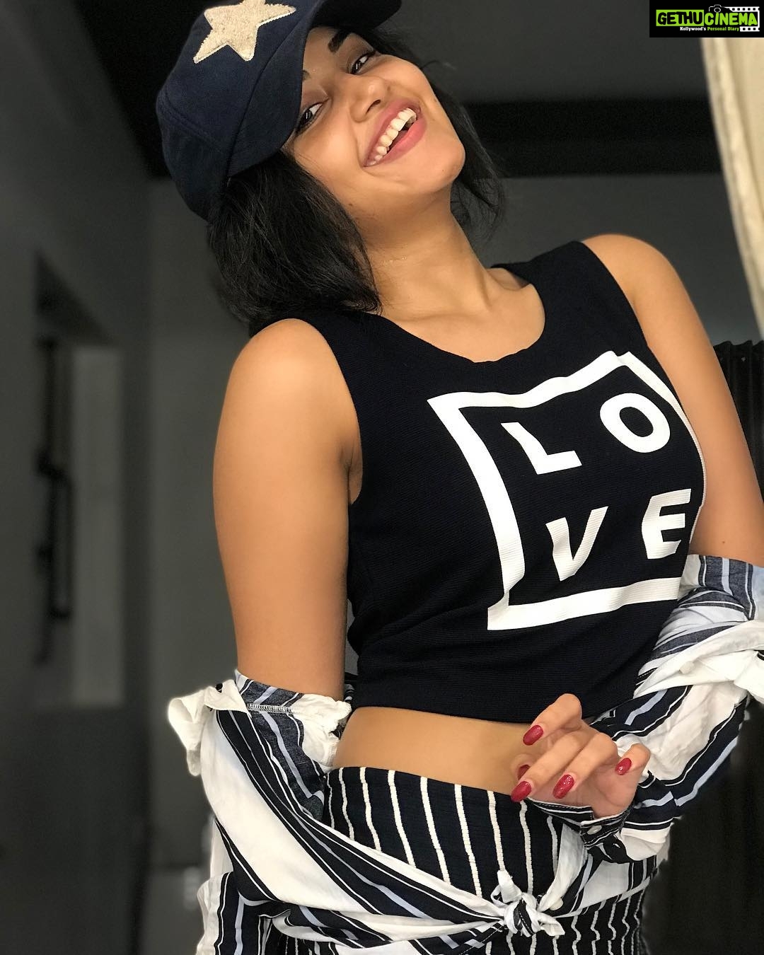 Anupama Parameswaran Instagram - Thank you all for the unconditional Love 🖤