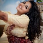 Anupama Parameswaran Instagram - Attitude is a choice. Happiness is a choice. Optimism is a choice. Kindness is a choice. Giving is a choice. Respect is a choice. Whatever choice you make makes you. Choose wisely. Good morning ♥️ Have a fantastic week 😇