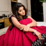 Anupama Parameswaran Instagram - That “aaaahaaa!!” Look I usually give 💃💃💃 Part 2 coz I loved these clicks too😋comment your favourite from these😘 Dress by -@aninaboutique1 Styling-@amulamulya Accessories- @krishnassjoya Clicked by - @satishyalamarthi