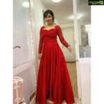 Aparna Vinod Instagram – Swipe right ➡️to see how I feel when my heart says yes and my mom says no. 

@vaiga_sukumar 
#mom #mother #red #reddress  #gown #princessvibes #ootd #lbd