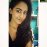 Aparna Vinod Instagram - #selfie #aparna #aparnavinod #chennai #happyselfie #black