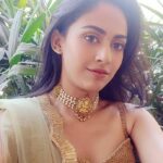Aparna Vinod Instagram - Darling, I'm a nightmare dressed like a day dream 🌠✨ #wedding #pune #traditional #punewedding #cousinswedding Pune, Maharashtra