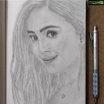Aparna Vinod Instagram - Thankyou so much for this beautiful drawing. @twisted_dimension It means a lot to me ❤️😍 #aparna #aparnavinod #appustar #drawing #portrait #portraitdrawing #art #artist #thankyou #fanart