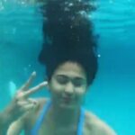 Aparna Vinod Instagram – Atrist kulathilek chaadumbol camerayum oppam chaadattee🐳🐬🦈🐋🐟 #KULISCENE #underwater  #pool #swimmingpool #swim #swimmer #aparna #aparnavinod #appustar #underwatervideo #vacation #holiday #holidays Kakkanadu Eranakulam