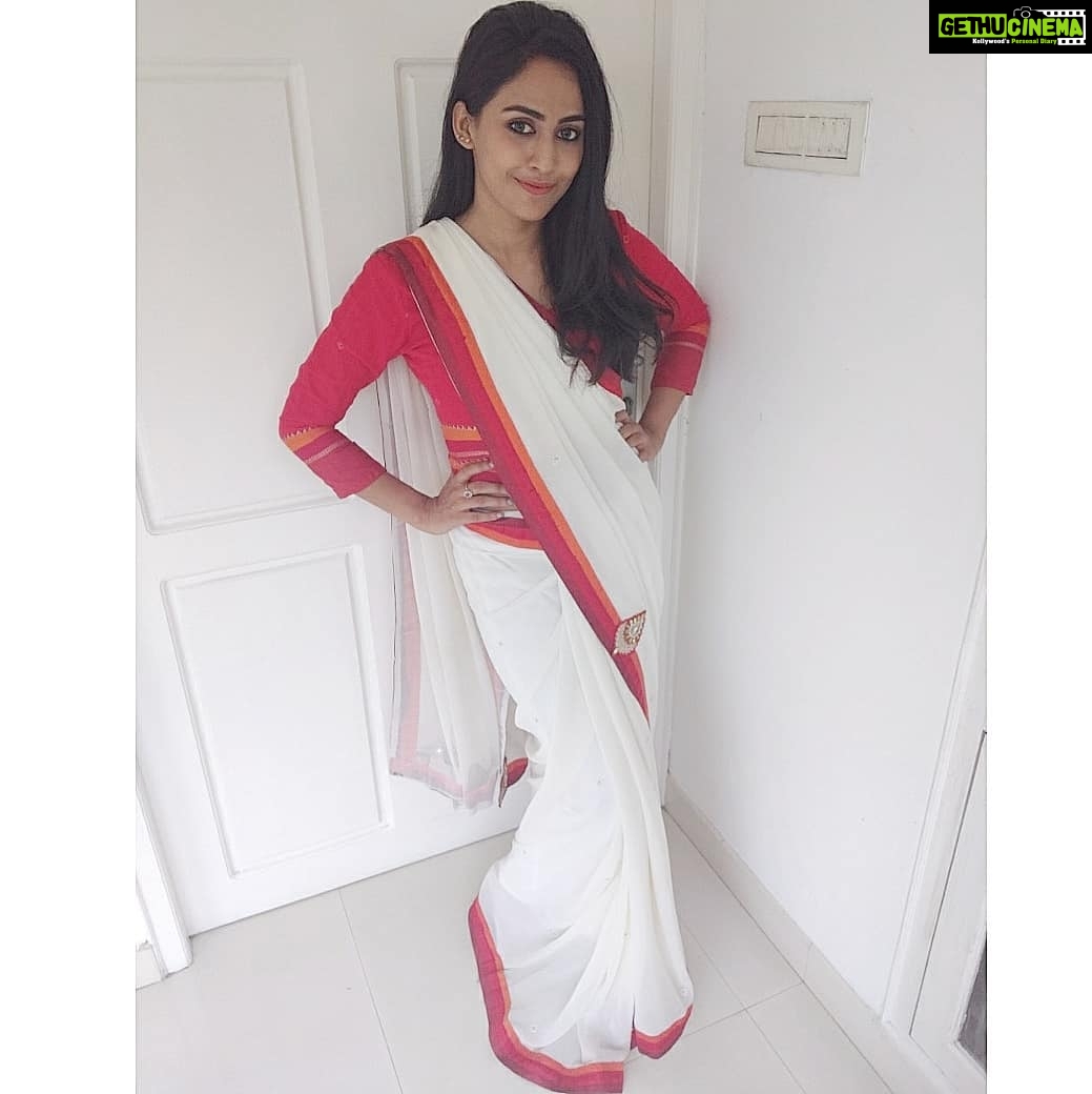 Aparna Vinod - 5.2K Likes - Most Liked Instagram Photos