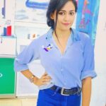Aparna Vinod Instagram - It's all blue blue blue blue blue....... ❄💙❄💙❄💙❄💙❄💙❄💙❄💙#basic #denim #blue #blueshirt #aparnavinod
