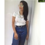 Aparna Vinod Instagram - #highwaistjeans #denim #inspiredlook #komalpandeyinspired #retro #whitetee #aldo Trivandrum, India