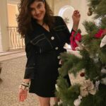 Archana Instagram – #merrychristmas #swiperight to see the #christmas #tree
Amazing 📷 @the0bama Hilton Mumbai International Airport