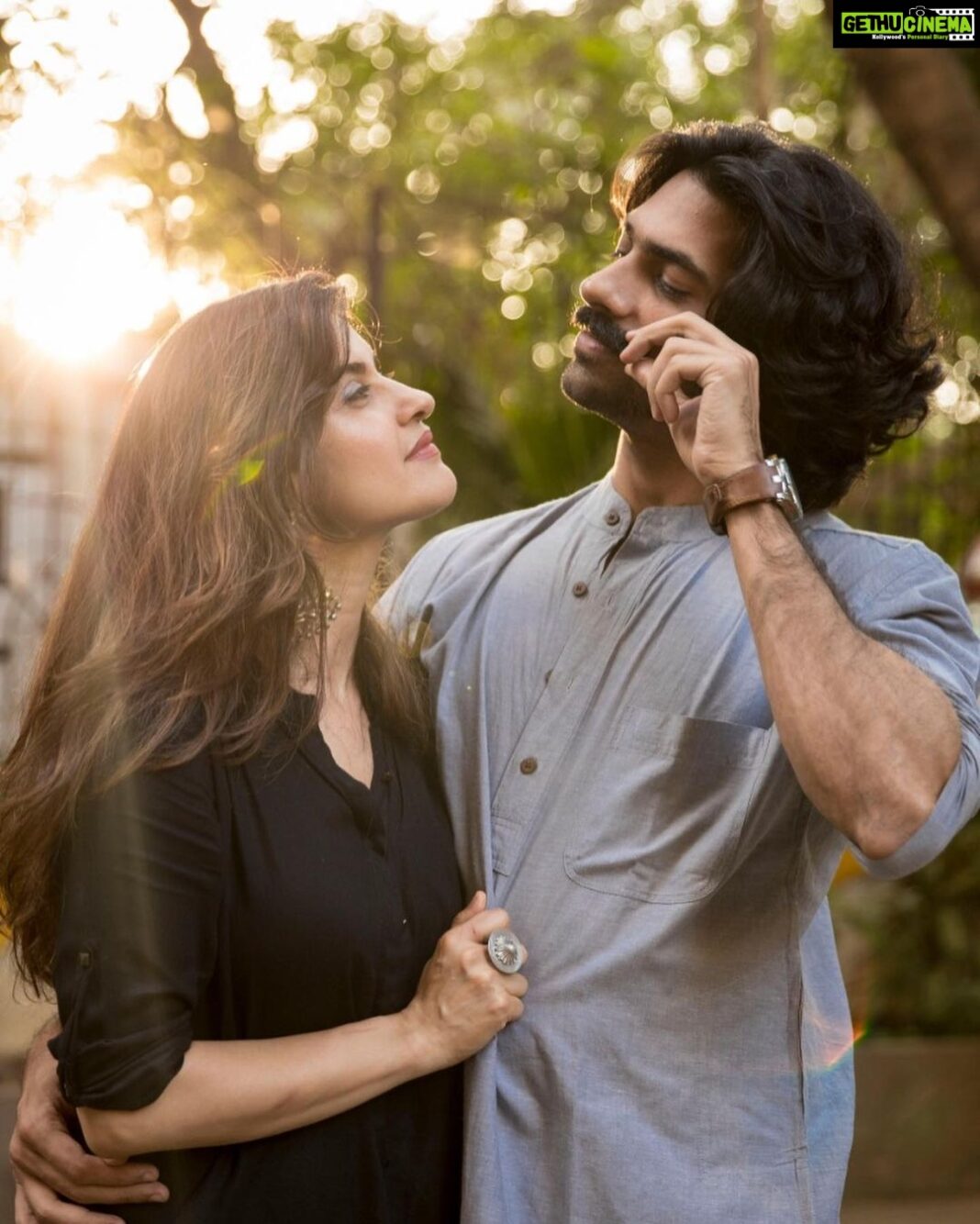 Archana Instagram - What was life like before I met you🤔 #happykarwachauth akki You make my world go round & TAKE ME AROUND THE WORLD TOOOOO literally 🤗🤗🤗! ❤️💜🧡💚⭐️🤗🎉 A Man Who Cares