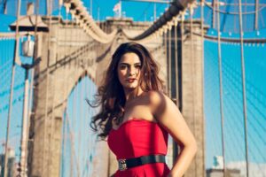 Arthi Venkatesh Instagram - Wilder than the wind 
On cam @artbook.nyc 
.
.
.
.
.

#throwback #newyork #nyc #brooklyn #bridge #takemeback #usa #goingdownmemorylane