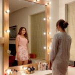 Arthi Venkatesh Instagram - Imagine getting ready was that easy! 💖 • • • • • #dressup #dresslover #womensfashion #igfashion #fashiongram #fashionista #fashion #fashionblogger #grwm #getreadywithme #grwmmakeup #whattowear #instadress #styleoftheday #outfit #ootd #stylish #outfitoftheday #instastyle #lookoftheday #wiw #wiwt #trendy #whatiwore #follow #instagram #model #happy #makeup #lockdown2021