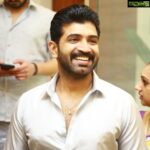 Arun Vijay Instagram – Thanks for all the wishes and prayers!! Recovering really well… Will be back soon, stronger than before….💪🏽 Love you all…❤😘
#staysafe