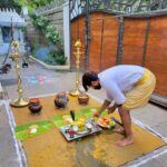 Arun Vijay Instagram - Our pongal tradition...❤ Missed Appa, Amma and rest of the family!! God bless everyone...🙏🏽