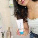 Ashna Zaveri Instagram - Skin prep for all my events and outfits? My AcneStar Face Wash is all I need. With its Power of 5 ingredients formula, my acne-free skin is happy, healthy and loved. What about yours? . . #AcneStar #FaceWash #AcneFreeSkin #NoPimples #NoAcne #SkinCare #SkinRoutine #SkincareEssential #FavIngredients #NaturalIngredients #HealthySkin #SkinFood #SkinPositivity #HealthySkin #SelfLove #SkinKaReset