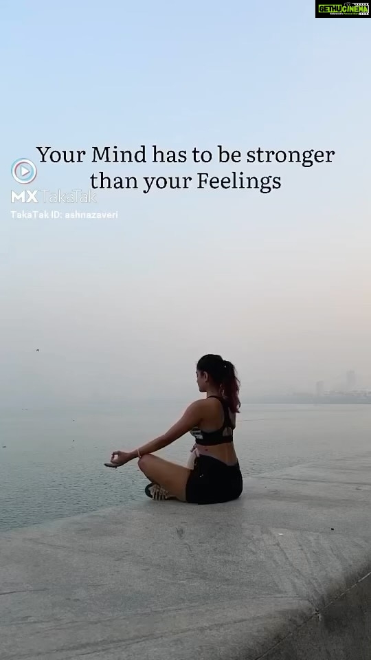 Ashna Zaveri Instagram - Always 💪 #powerup #mindset #levelup #beyourbestself
