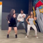 Ashna Zaveri Instagram – Jaiseeee jugnuuuu👻❤️ 

#reels #trending #trendingsongs #trend #feelitreelit #explore #dancechallenge #dancevideos #fun #instagramreels #instagram #us #girls #happy #jugnuchallenge