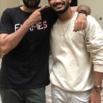 Ashok Selvan Instagram – Had fun grooving to this track and choreographing for dear brother @ashokselvan for the movie hostel 😄
 #hostelhookstep #hostelmovie