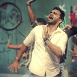 Ashok Selvan Instagram - Art inspires and heals and no better time than now to be an artist. Every single soul who watched my movie and showed me love through your messages and comments - your love is what keeps me going.. you are the ones who are motivating me to push my limits as an artist and to give you reasons to smile. I’m so happy I could meet you through Ninnila Ninnila/ Theeni and #Marakkar and Maya. This #2022, I’m the most excited as some really interesting projects are being lined up. And I can’t wait to meet you through all of them. And wishing you a phenomenal year ahead, Cheers and love. Yours, Ashok Selvan #HappyNewYear #2021 #2022