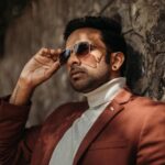 Ashok Selvan Instagram - Godspeed your love to me. #vibecheck 📸 - @aarontheobed Stylist - @anushaa13 Assistant stylist - @_ilakzz_ Jacket - @jackandjones Makeup - @makeupbysrinidhi