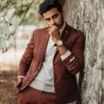 Ashok Selvan Instagram – Godspeed your love to me. #vibecheck

📸 – @aarontheobed 
Stylist – @anushaa13 

Assistant stylist – @_ilakzz_ 
Jacket – @jackandjones 
Makeup – @makeupbysrinidhi