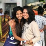 Ashwathy Warrier Instagram - It’s my darling’s birthday 🥳 💃🏻💃🏻💃🏻@keerthipandian ! Happy birthday machaaaaaaa !!! Love you to the moon and back.... I miss being with you today but always there in spirit 🤗🤗🤗 #keerthipandian #happybirthday #birthdaygirl #ashwathywarrier #ashwathyravikumar #bestfriends #girls #love #goodvibes #wishes