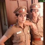 Ashwathy Warrier Instagram – When Inspector Shakthi and SI Ramani were goofing around on the sets of Vadham 😛 @sruthi_hariharan22 #Vadham #webseries #tamil #hindi #telugu #applauseentertainment #mxplayer #throwback #shruthihariharan #ashwathywarrier #ashwathyravikumar #actor #actress #crime #thriller #cop #police #women #femaleempowerment #womanempowerment