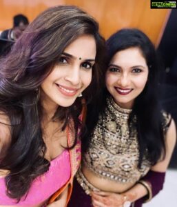 Ashwathy Warrier Instagram - Many more happy returns of the day saaammmyyy 💖🎂 @samyuktha_shan ! Wishing you an amazing birthday and congratulations on your brilliant big boss performance 🤗😘 #samyukthashan #bigboss #model #friends #birthday #girl #goodtimes #actor #actress #birthdaygirl #chennai #tamilnadu #contestant #bigbosstamil