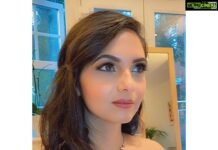 Ashwathy Warrier Instagram - A beautiful bridesmaid look created by @mytakeonmakeup . Absolutely love this soft glowing look she has created! It is so elegant and gorgeous 💕 #photography #shoot #actor #model #london #UK #india #soft #glowing #makeup #green #bridesmaids #brides #bridesmaid #eveninng #cocktails #simple #elegant #makeuplooks #makeuptutorial #makeupwedding #dress #dresses #blush jewellery #hairstyles #hair #chokerstatementpiece #statementjewelry