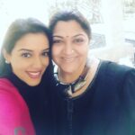 Asin Instagram – Caught up with Khush over lunch at home today
#Home #Delhi #WinterGupShup