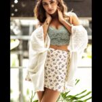 Asmita Sood Instagram - Caption this… . . . Clicked : @super_devang MUA : @makeup_by_nainaa Hair : @little_hair_poetry Creative and production : @pixelspace_studios ; @amanlakhani Location : @cafepanamamumbai #ootd #shootdiaries #asmitasood #asmitten Mumbai, Maharashtra