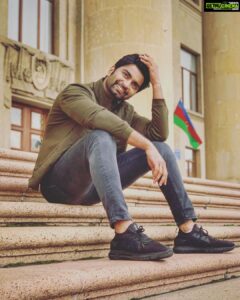 Atharvaa Instagram - Now I’m smiling drinking all that coffee , Lost in my imagination! 🙃
#itsavibe