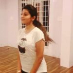 Athulya Ravi Instagram - Just a small try 😀😀#sarkar#omgponnu😍 #dance. Tqq @r.prabu214 anna for this video 😍😍🙏🙏