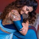 Athulya Ravi Instagram – A certain blue , enters my soul ❤️ #blue #calm #halfsaree #traditional !! 
👗 @shyn_fascino 
💄 @mac3makeoverstudio 
📸 @thephototodayofficial
Accessories @fineshinejewels 🤩