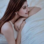 Athulya Ravi Instagram - HOPE ! Have Only Positive Expectations!! ❤️❤️ #hopegood #positivevibes !! #weekendvibes Clicked @irst_photography 📸 M&H @arupre_makeup_artist ❤️