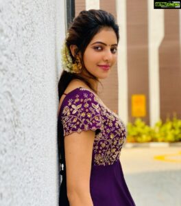 Athulya Ravi Instagram - Wishing you all a very happy Ugadi. Health , wealth and prosperity always !! Ugadi Subakankshalu ! #ugadi #ugadifestival 
Love this purple embroidery dress from @elegant_threads_by_salma ❤️❤️