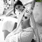 Avantika Mishra Instagram - ख़ुशनसीब 🖤