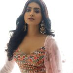Avantika Mishra Instagram - For #EnnaSollaPogirai Audio launch. 💜 Outfit by @praveenraja Styling by @praveenraja Design team - @adwaitha_ Jewellery by @theamethyststore Makeup by @makeupwithshruthi Hair by @suganthi.themua Photographed by @bharanikumar_ #ennasollapogirai #Cuteponnu #Aasai #ashwin #avantika Chennai, India
