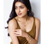 Avantika Mishra Instagram - Phoenix! 💚 Photography @the_pixel_farmer Styling @praptigarg MUAH @makeupbyradhikadave Jewellery by @aa.r.ka #EnnaSollaPogirai