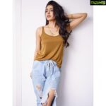 Avantika Mishra Instagram - Perseverance .💚 Photography @the_pixel_farmer Styling @praptigarg MUAH @makeupbyradhikadave Jewellery by @aa.r.ka #EnnaSollaPogirai