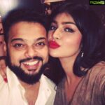 Ayesha Takia Instagram - Happiest Anniversary my love @abufarhanazmi 🌹💋🖤 Thank you for always being my bestest friend and making me feel special everyday! Thank u for ur love and ur heart! I’m glad we found each other in this crazy world, thank u for being Family! I love u more than u know!💖🖤💋🌹