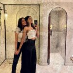Banita Sandhu Instagram - if you don’t plan your fits together are you even best friends? 👩🏽‍🤝‍👨🏾 Dubai, United Arab Emiratesدبي
