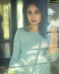 Bhanushree Mehra Instagram - Friday plans? 🤔 . . . . . . 📸 @pixelpassionfotography #friday #weekend #wherestheparty #fightingboredom #whattodo #newpicture #daylight #instagram #bhanushreemehra