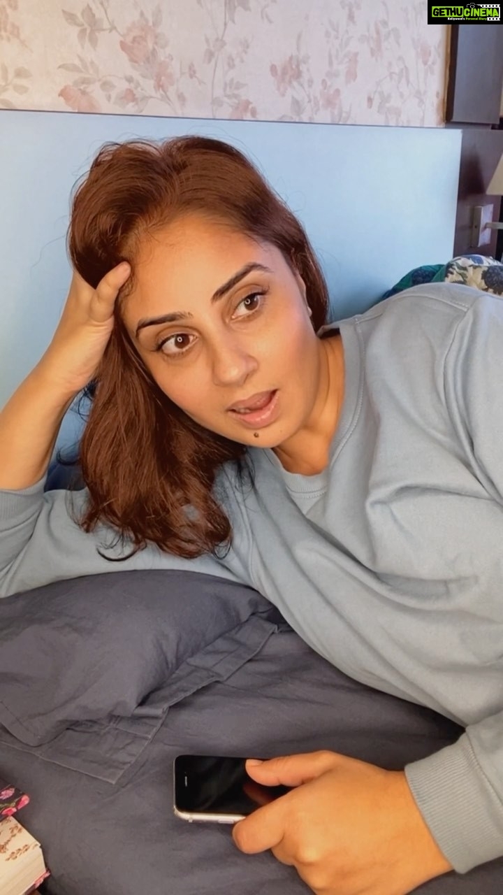 Bhanushree Mehra Instagram - Mil vs dil 😂 This duo reminds me of Tom & Jerry ! . . . . #mildil #comedy #mrsmehra #funnyvideos #daughterinlaws #snoring #prank